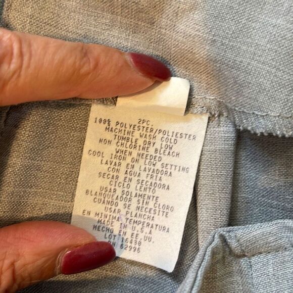 Scarlett 2 pc Vintage Suit. Woman’s Size 5/6 Light Gray. Embroidery on Jacket - Picture 14 of 16